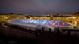 Teltta senaatintorilla